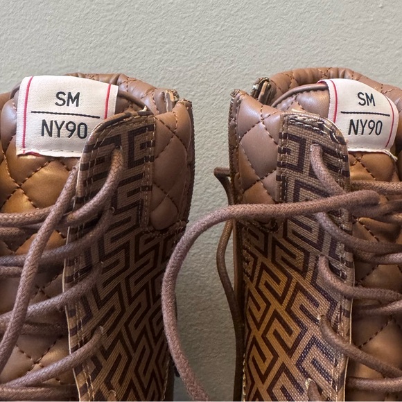 Steve Madden Tan and Brown Lace Up Boots - Picture 4 of 8